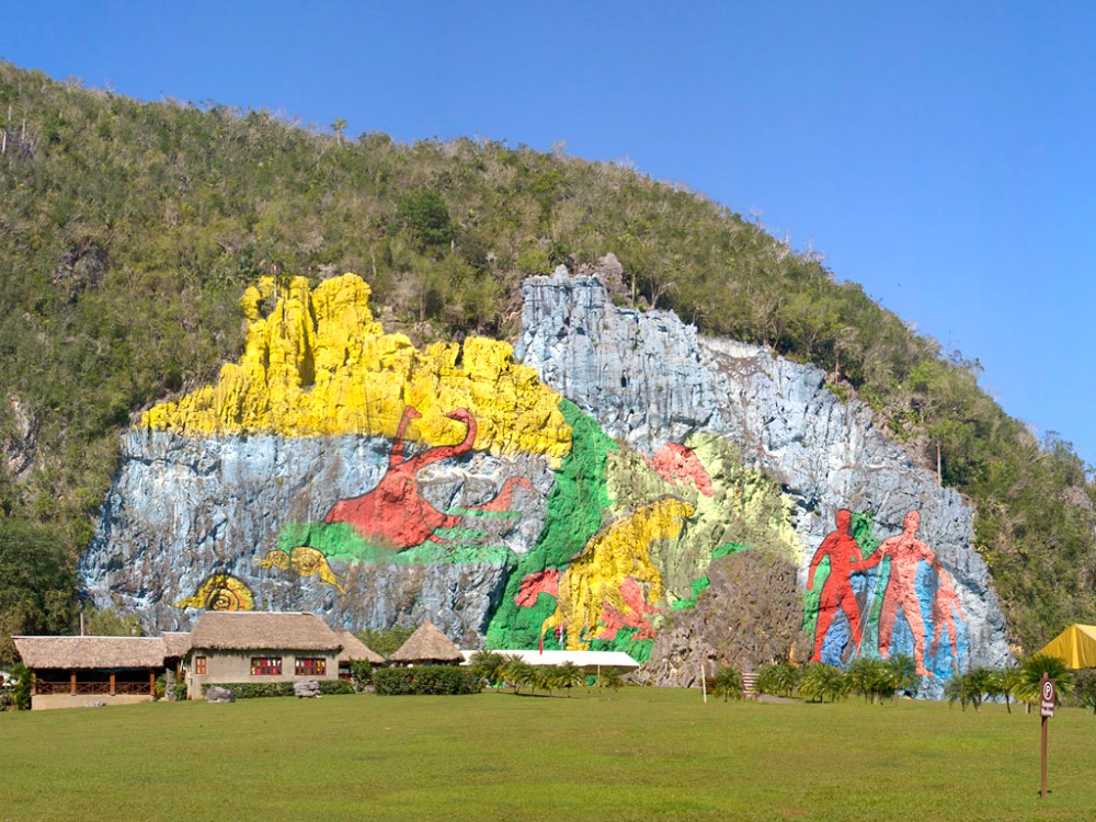 vinales-mural-de-la-prehistoria